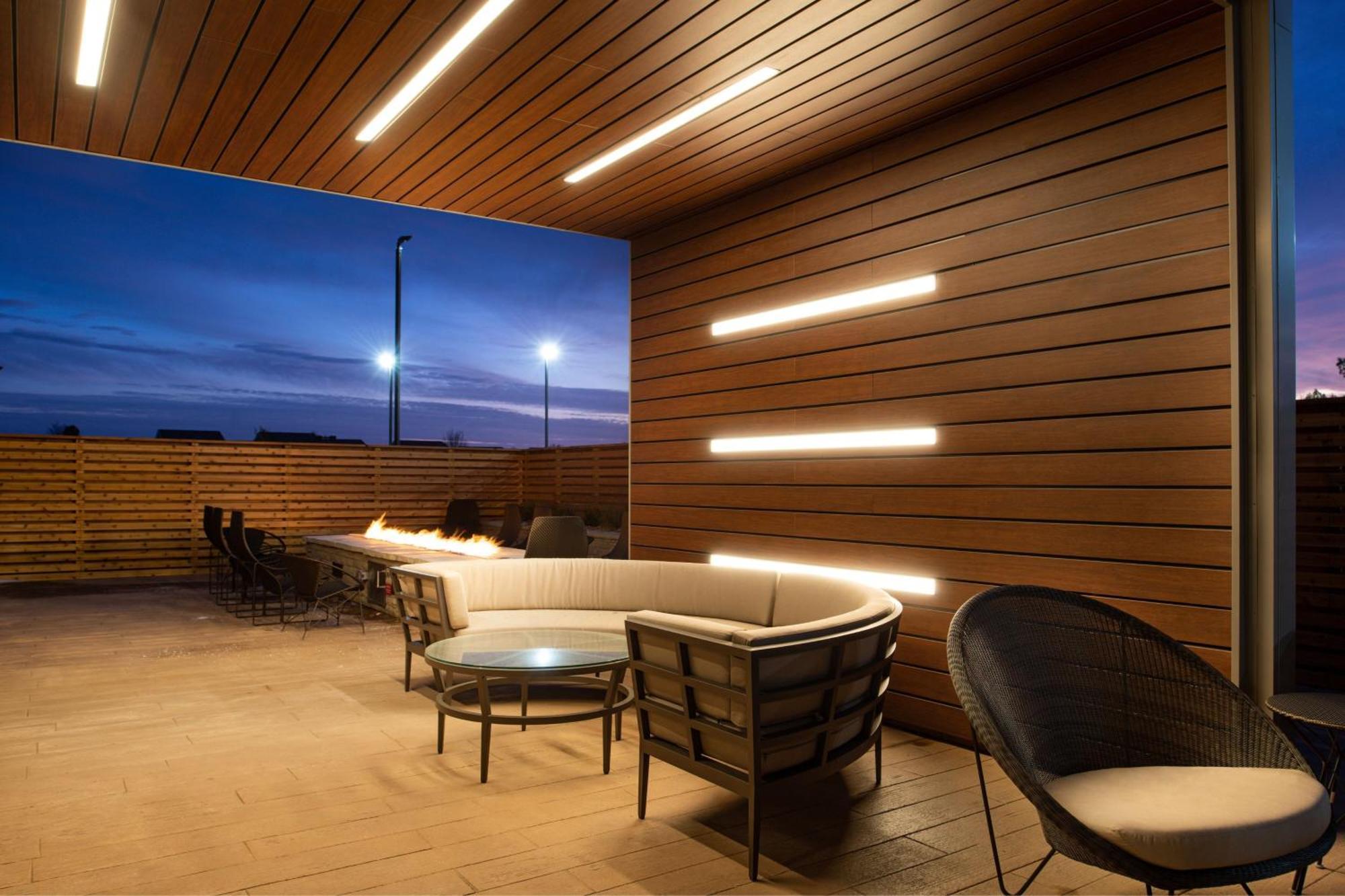 Courtyard Kansas City Олатей Екстериор снимка