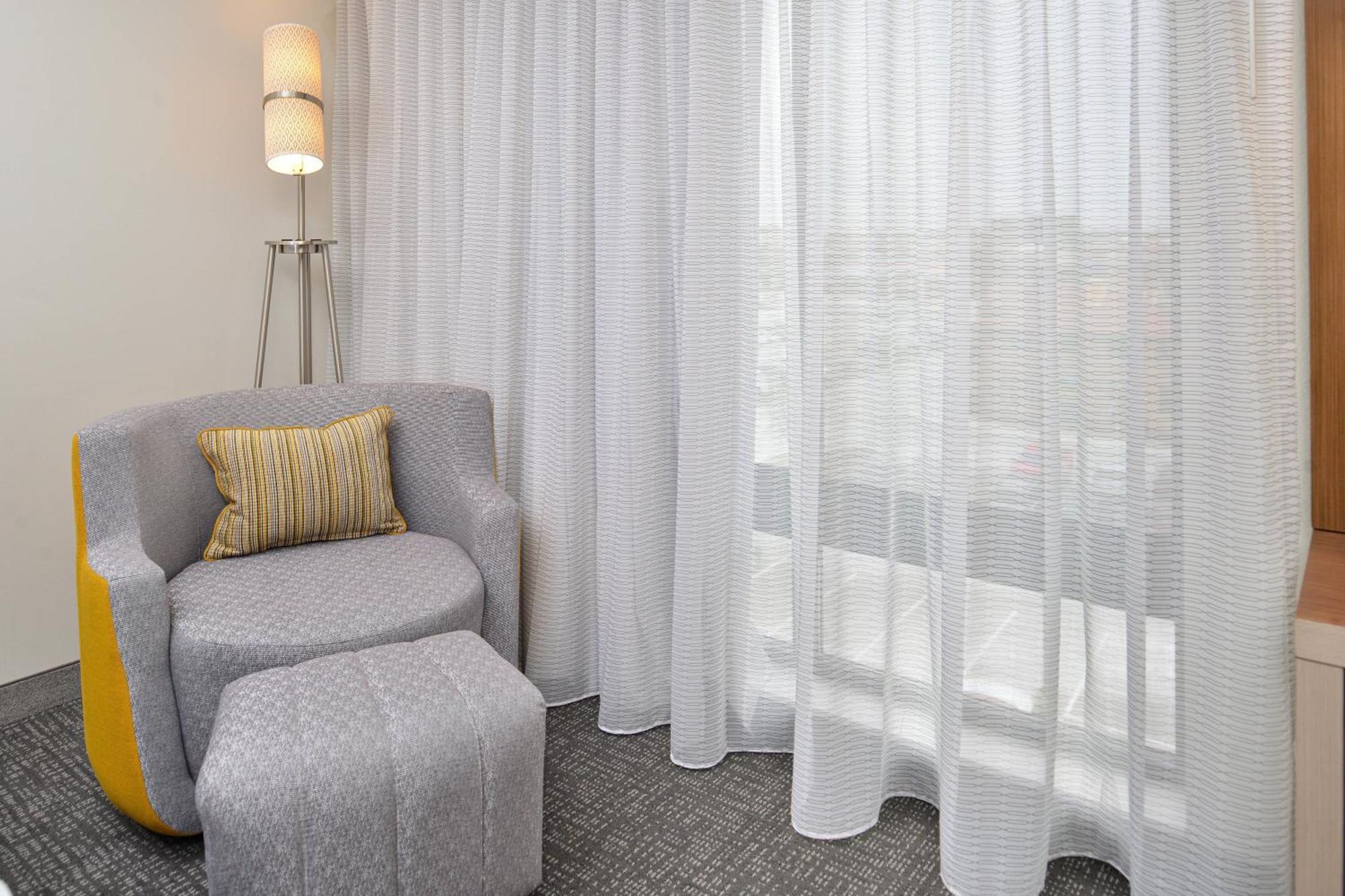 Courtyard Kansas City Олатей Екстериор снимка